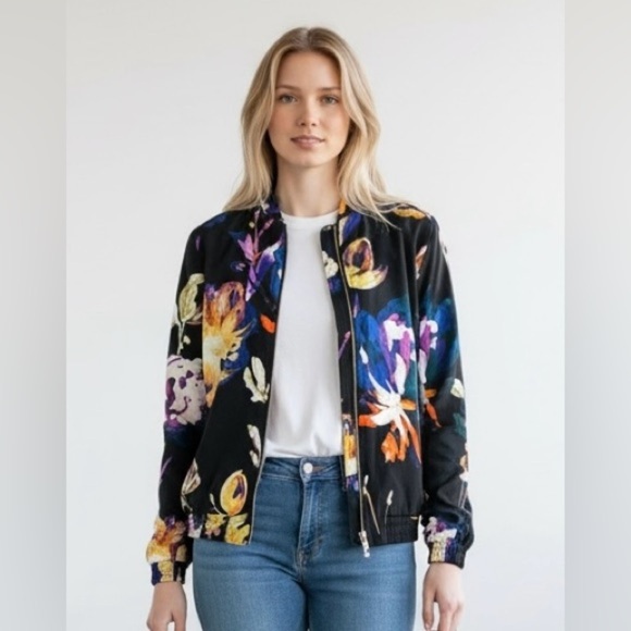 Susan Graver Jackets & Blazers - Susan Graver Floral Print Full Zip Bomber Jacket Gold tone zipper pockets Small